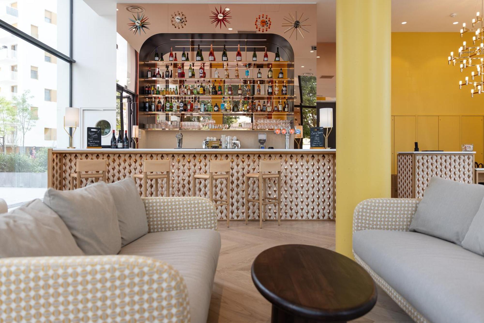 Hotel Kyriad Prestige Paris Asnieres Екстер'єр фото