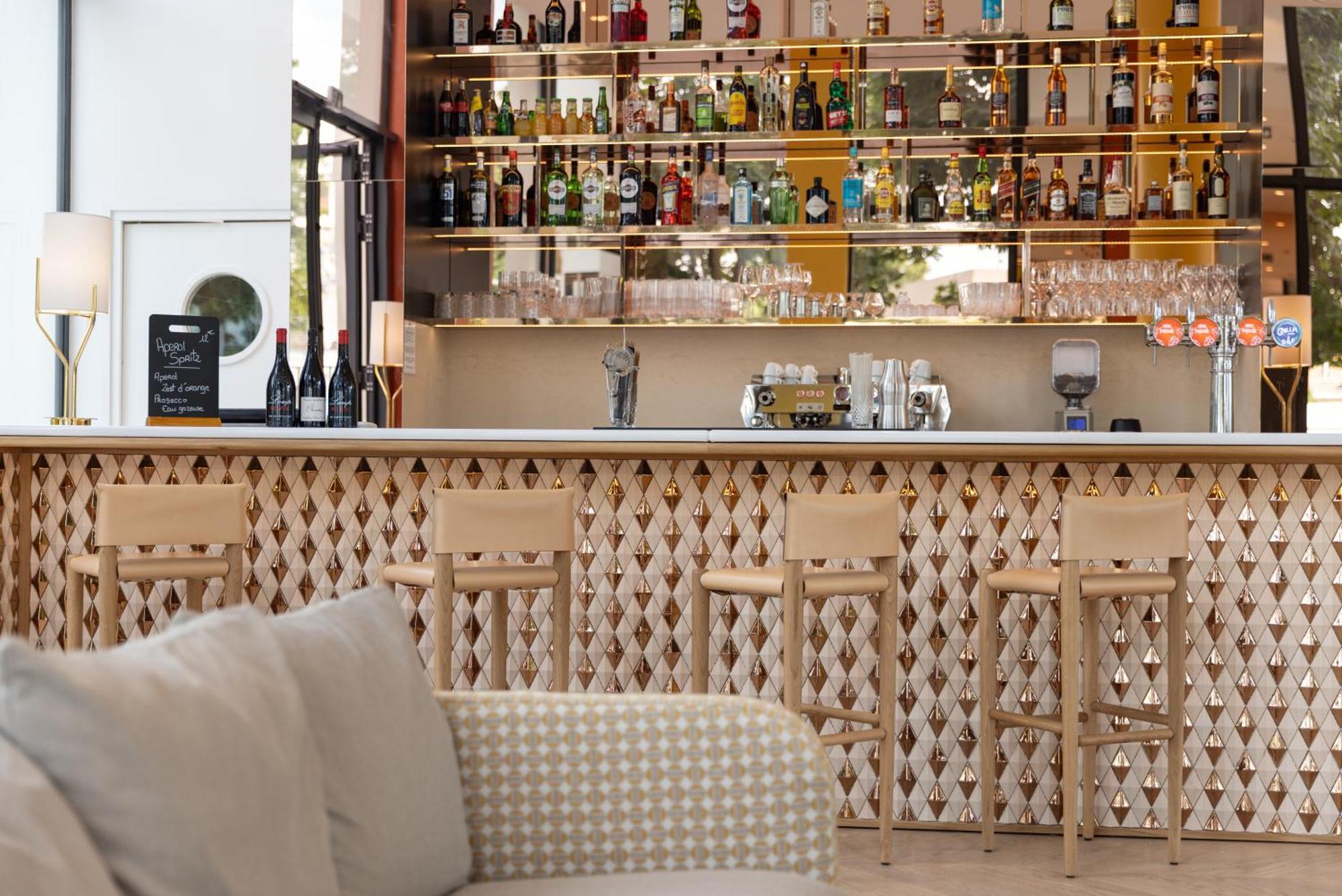 Hotel Kyriad Prestige Paris Asnieres Екстер'єр фото