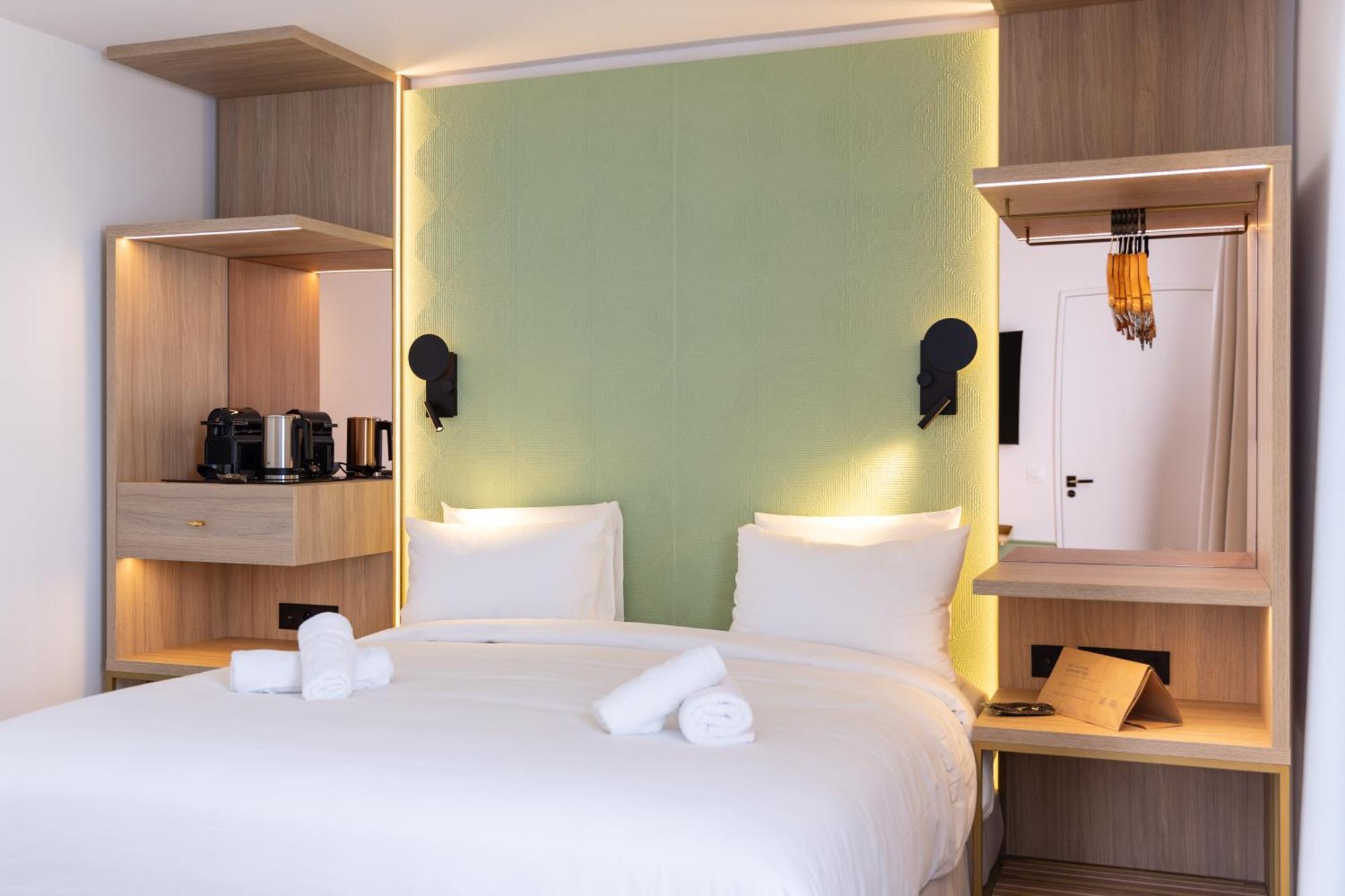 Hotel Kyriad Prestige Paris Asnieres Екстер'єр фото