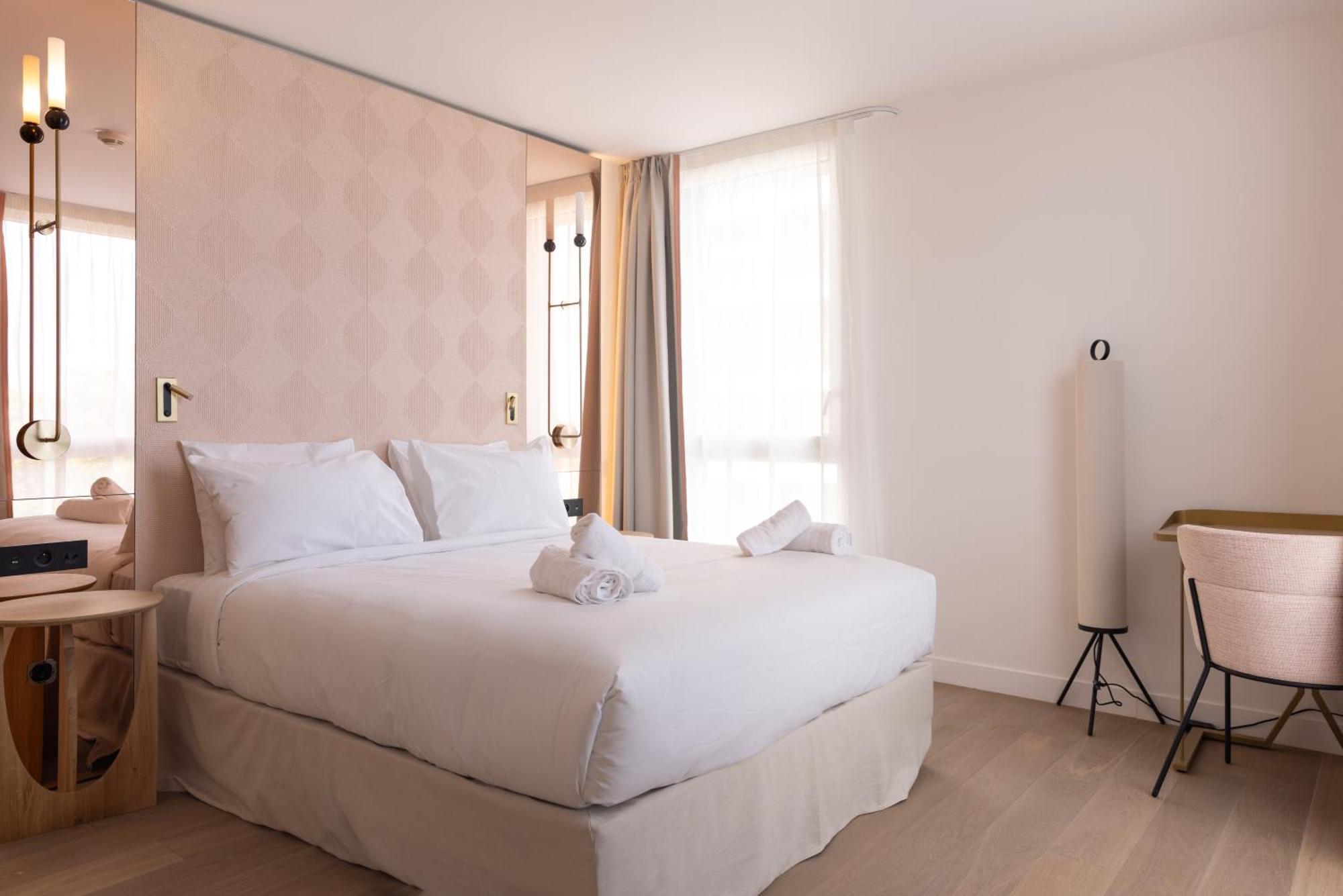 Hotel Kyriad Prestige Paris Asnieres Екстер'єр фото