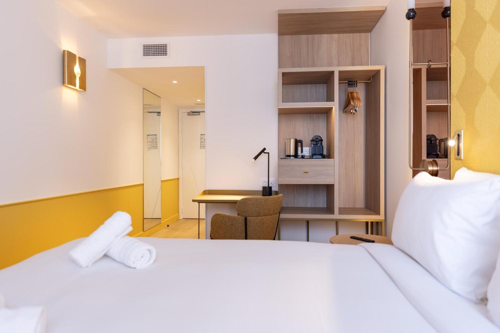 Hotel Kyriad Prestige Paris Asnieres Екстер'єр фото